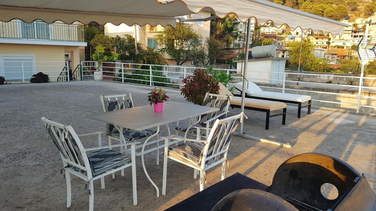Joen Guesthouse Sarandë Eksteriør billede