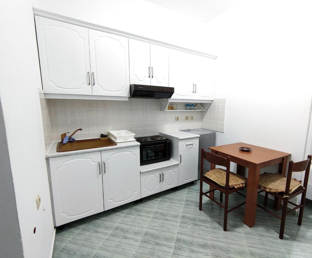 Joen Guesthouse Sarandë Eksteriør billede