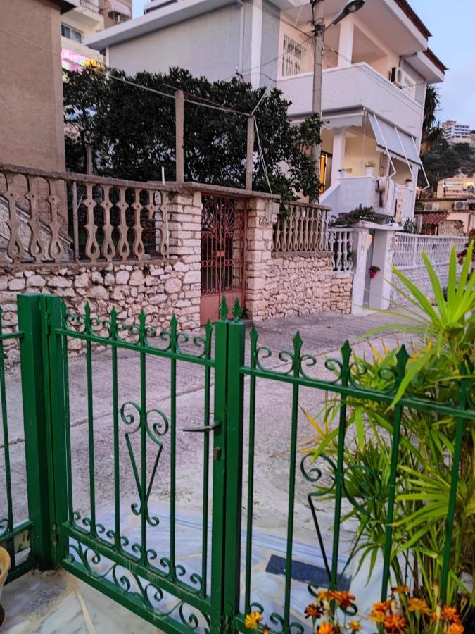 Joen Guesthouse Sarandë Eksteriør billede