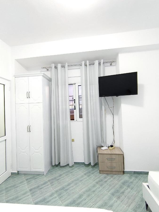 Joen Guesthouse Sarandë Eksteriør billede