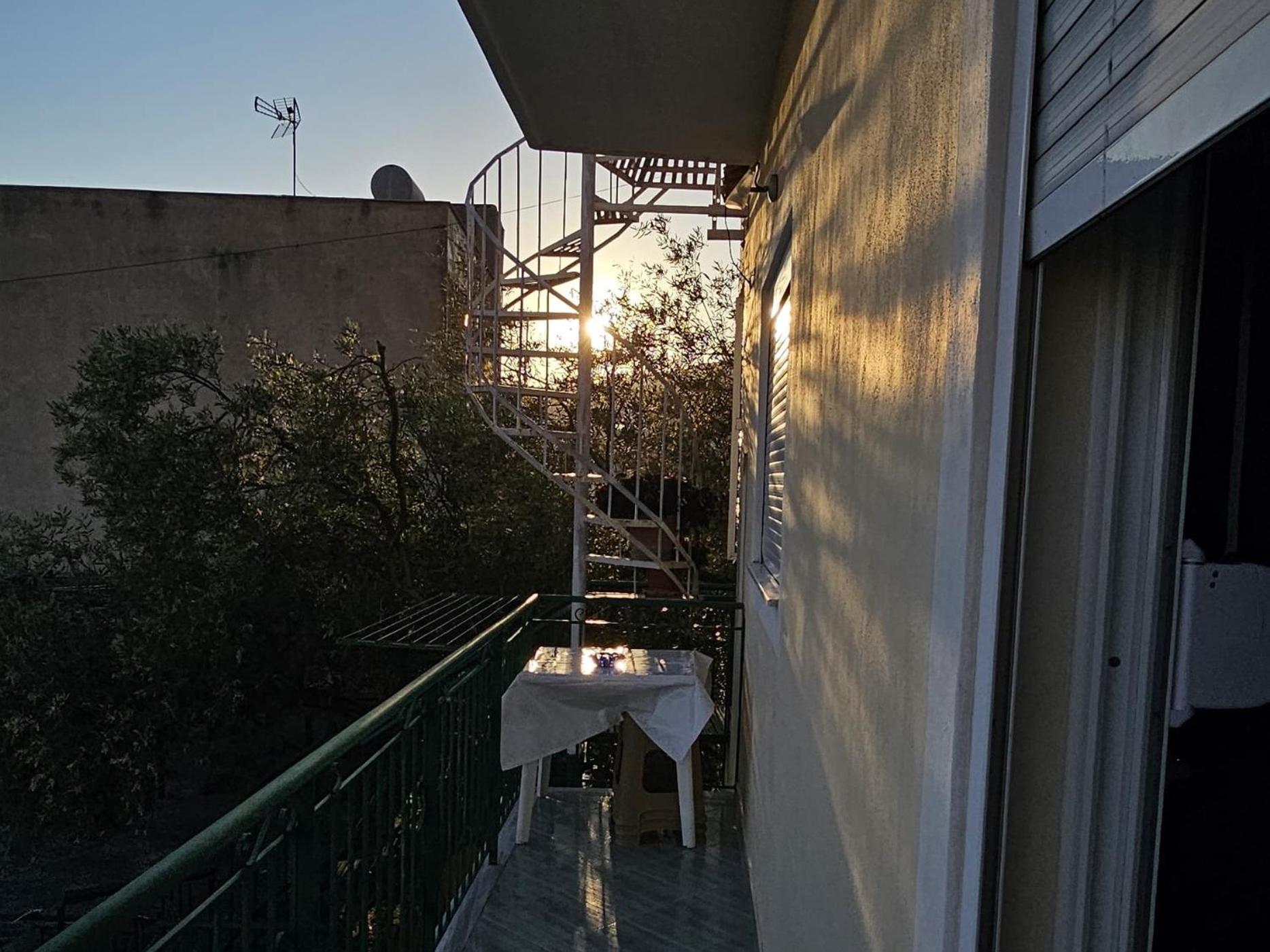 Joen Guesthouse Sarandë Eksteriør billede