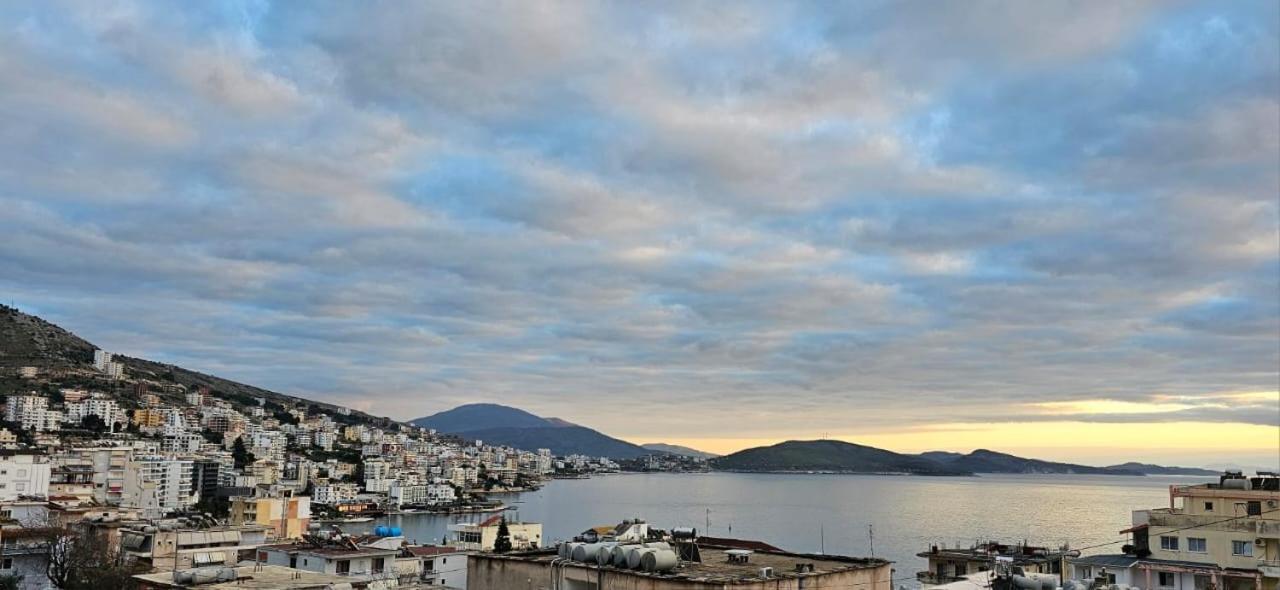 Joen Guesthouse Sarandë Værelse billede